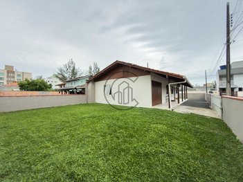 house em Rua Maria de Lourdes Couto Cabral, Gravatá - Navegantes - SC