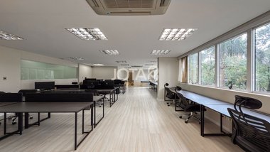 office em Rua Grã Nicco, Mossunguê - Curitiba - PR