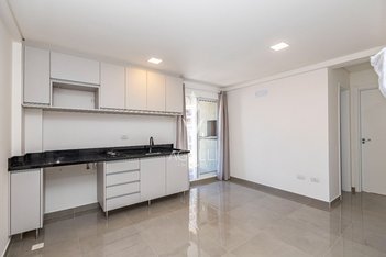 apartment em Rua Murilo do Amaral Ferreira, Água Verde - Curitiba - PR