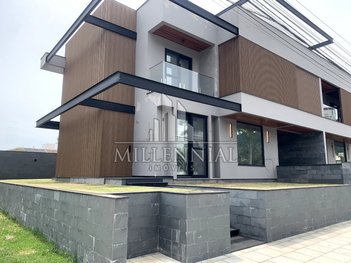 house em Rua das Tainhotas, Jurerê - Florianópolis - SC
