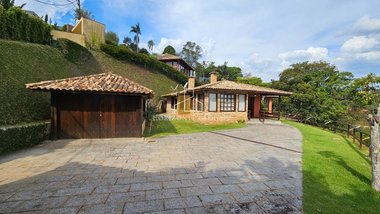 house em Estrada União e Indústria, Itaipava - Petrópolis - RJ