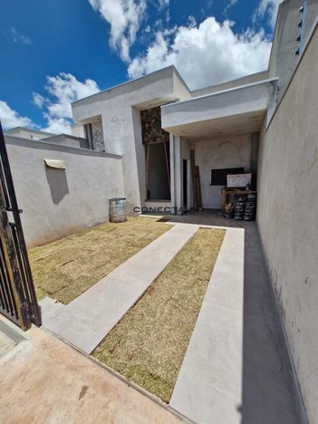 house em Rua Maria José Balzanelo Aguilera, Conjunto Farid Libos - Londrina - PR