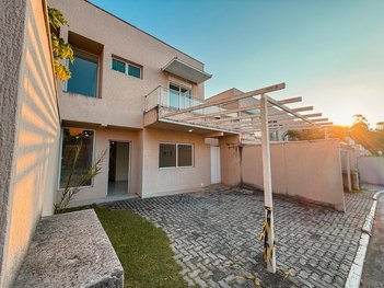 house em Rua Monte Alegre, Jardim Rebelato - Cotia - SP