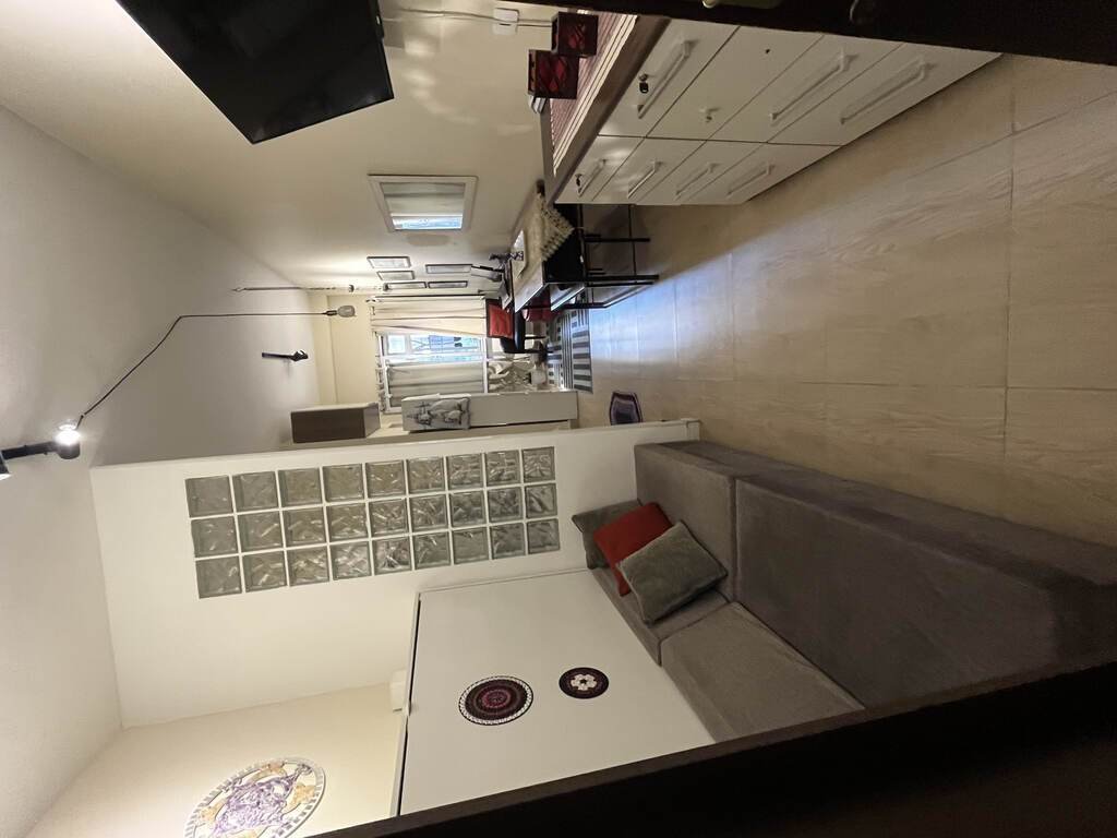 img0