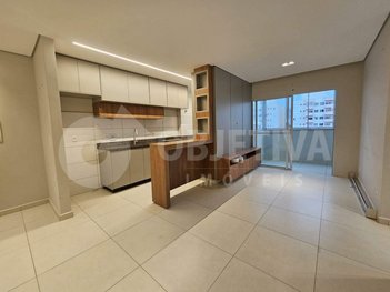 apartment em Alameda José de Oliveira Guimarães, Jardim Holanda - Uberlândia - MG
