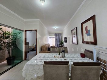 house em Rua Dyenifer Aparecida Costa Santos, Jardim Europa - Uberlândia - MG