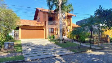 house em Rodovia Doutor Antônio Luiz Moura Gonzaga, Rio Tavares - Florianópolis - SC