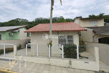 house em Rua Dom Wilsom Laus Schmidt, Córrego Grande - Florianópolis - SC
