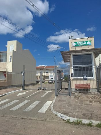 house em Nair Garcia Martins, Restinga - Porto Alegre - RS