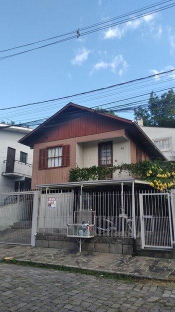 house em Praça Manoel Avrela, Cruzeiro - Caxias do Sul - RS
