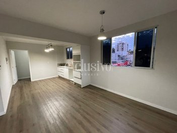 apartment em Rua Jaú Guedes da Fonseca, Coqueiros - Florianópolis - SC