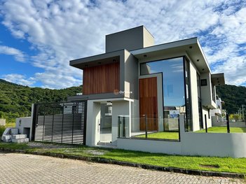 house em Doutor Antônio Luiz Moura Gonzaga, Rio Tavares - Florianópolis - SC
