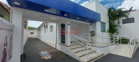 commercial_building em Rua Marechal Deodoro, Centro - Santo Antônio da Platina - PR