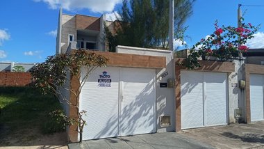 house em Rua Júlio Colf, Siqueira - Fortaleza - CE