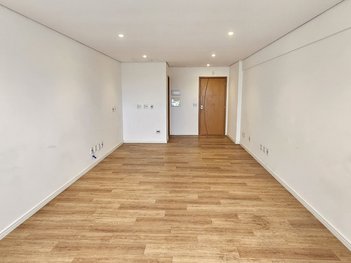 office em Rua das Orquídeas, Jardim Pompéia - Indaiatuba - SP