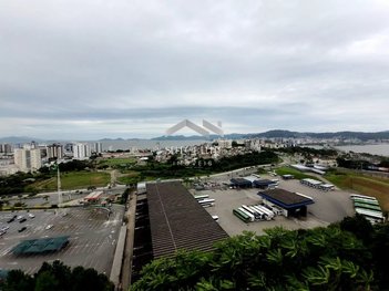 apartment em Rua Professor Clementino de Brito, Capoeiras - Florianópolis - SC