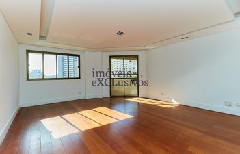 apartment em Avenida Iguaçu, Água Verde - Curitiba - PR