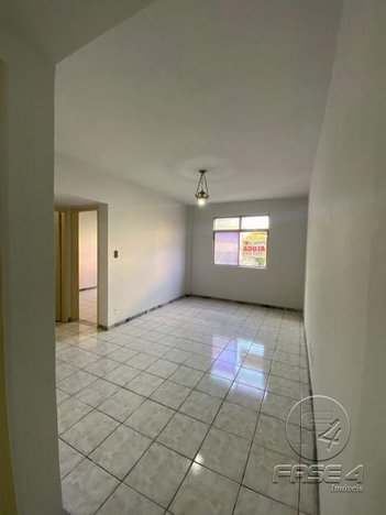 apartment em Rua Valdemir de Almeida Viana, Comercial - Resende - RJ