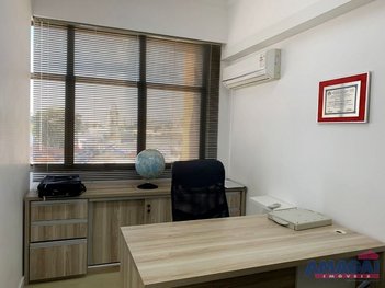 office em Rua Antônio Afonso, Centro - Jacareí - SP