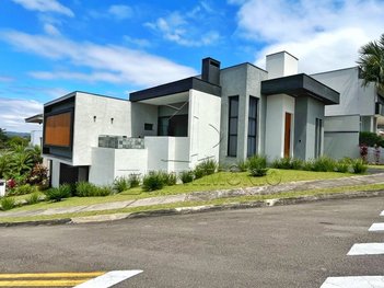 house em Rodovia João Leme dos Santos, Chácaras Residenciais Santa Maria - Votorantim - SP