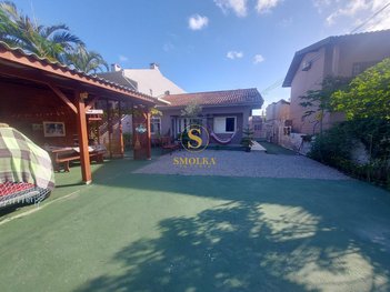 house em José Serafim dos Santos, Barra da Lagoa - Florianópolis - SC
