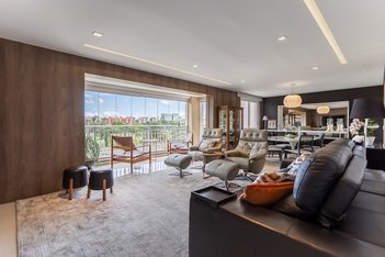 apartment em Avenida Túlio de Rose, Jardim Europa - Porto Alegre - RS
