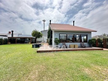 house em Avenida Paraguassu, Rainha do Mar - Xangri-Lá - RS