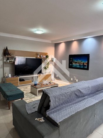 house em Avenida 7, Jardim Claret - Rio Claro - SP