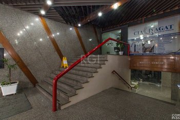 office em Alberto Bins, Centro Histórico - Porto Alegre - RS
