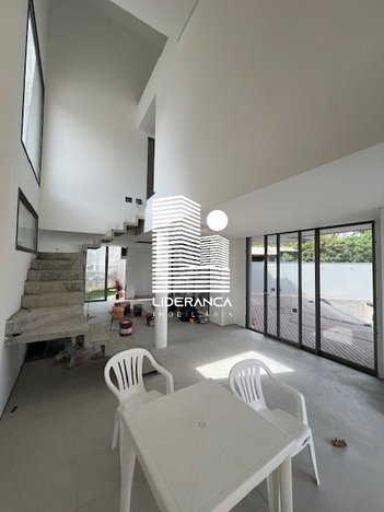 house em Estrada Haroldo Soares Glavan, Cacupé - Florianópolis - SC