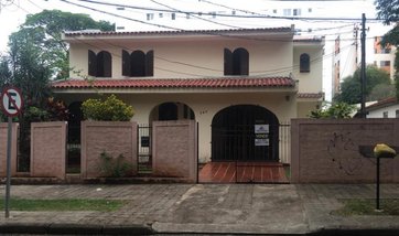 house em Rua Visconde de Nassau, Zona 07 - Maringá - PR