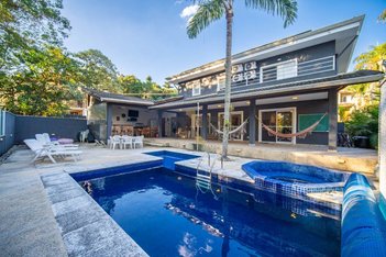 house em Estrada Fazendinha, Pousada dos Bandeirantes - Carapicuíba - SP