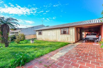 house em Rua Dois Vizinhos, Borda do Campo - São José dos Pinhais - PR