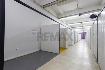 commercial_building em Rua Voluntários da Pátria, Santana - São Paulo - SP