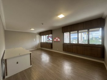 business em Rua José Antônio Romeno Neme, Jardim São Dimas - São José dos Campos - SP