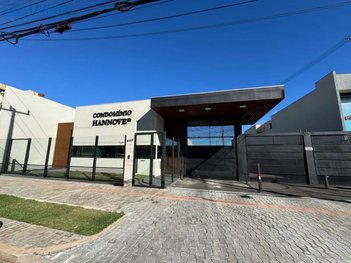 house em Avenida Mandacaru, Parque das Laranjeiras - Maringá - PR