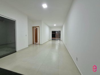 house em Rua Isa Lostracco, Jardim Planalto - Goiânia - GO