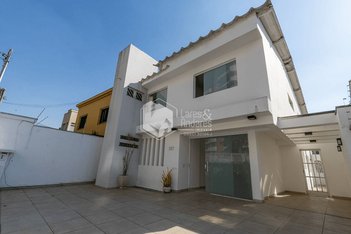 house em Rua Doutor José Maria Whitaker, Vila Sofia - São Paulo - SP