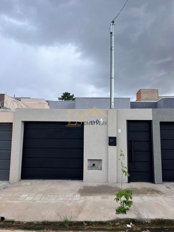 house em Rua Trinta, Jardim Olímpico - Montes Claros - MG