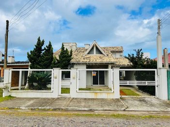 house em Rua Azaléias, Rainha do Mar - Xangri-Lá - RS