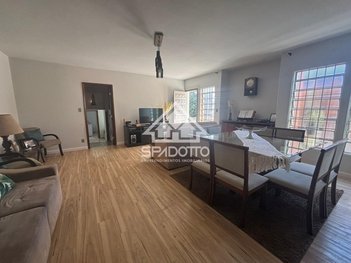 house em Rua Doutor Rodrigues do Lago, Centro - Botucatu - SP