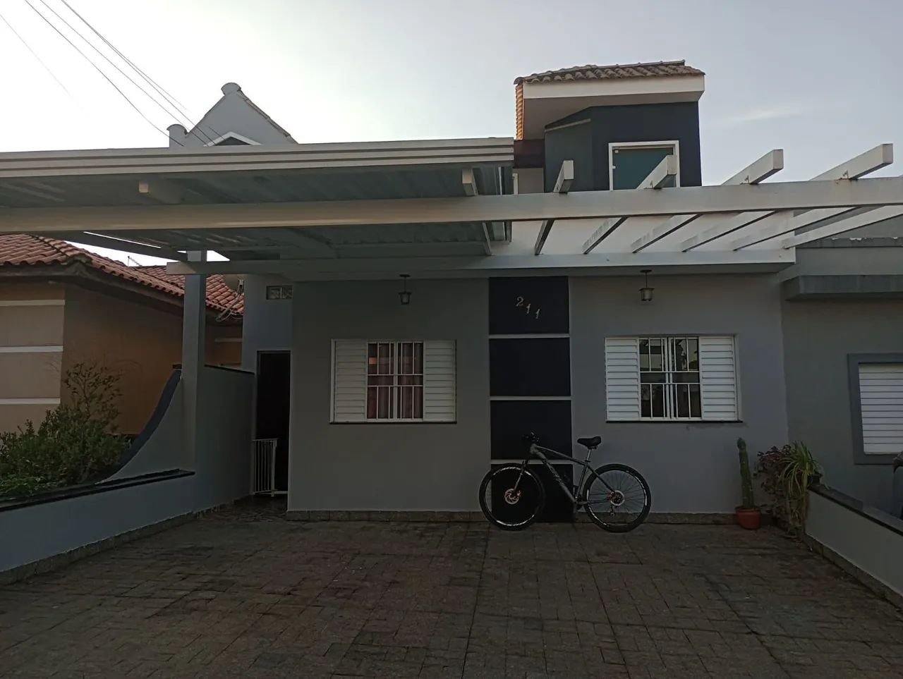 image-0