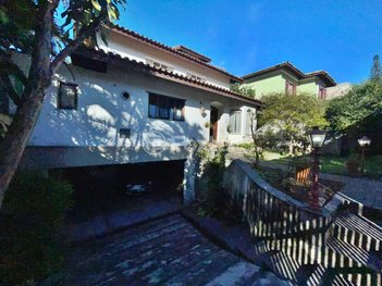 house em Rua Traipu, Pacaembu - São Paulo - SP