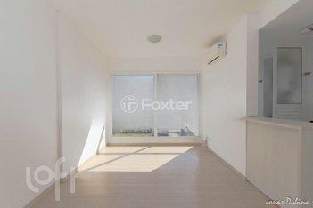 apartment em Rua Bezerra de Menezes, Passo da Areia - Porto Alegre - RS