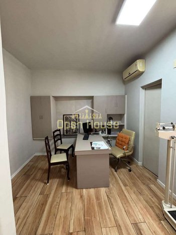 office em Largo Nove de Abril, Vila Santa Cecília - Volta Redonda - RJ