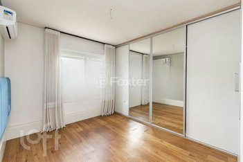 apartment em Rua Leite de Castro, Jardim Itu - Porto Alegre - RS