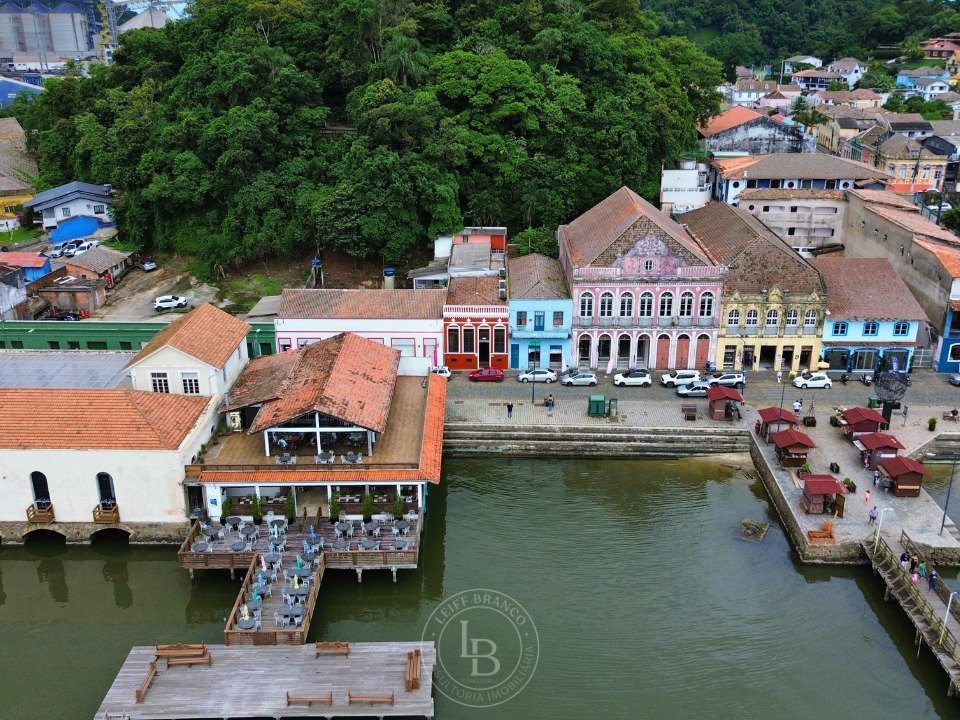 CASARÃO COMERCIAL_ A VENDA_CENTRO HISTÓRICO_SÃO FRANCISCO DO SUL_FRENTE MAR _ FACHADA 00