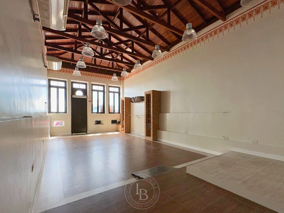 CASARÃO COMERCIAL_ A VENDA_CENTRO HISTÓRICO_SÃO FRANCISCO DO SUL_FRENTE MAR _ INTERNA 01