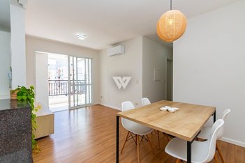 apartment em Rua Palmeiras, Água Verde - Curitiba - PR