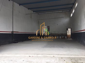 business em Avenida Doutor Álvaro de Campos Carneiro, Vila Brasileira - Mogi das Cruzes - SP